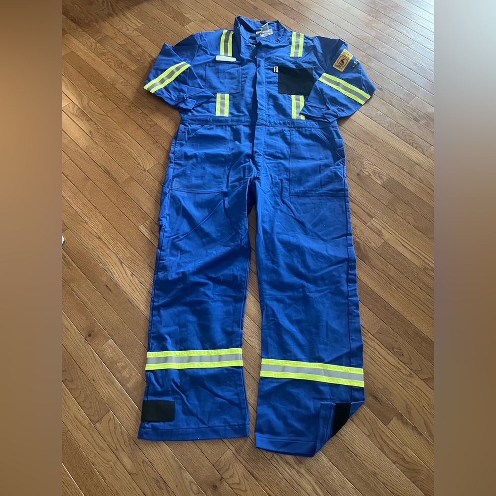 NEW McCordick westex ultra soft men’s flame resistant coveralls size 54t